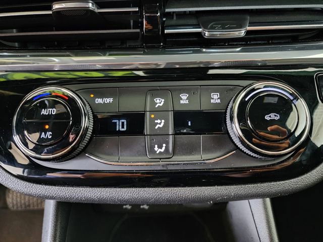 Certified 2025 Buick Envista Sport Touring FWD image 24