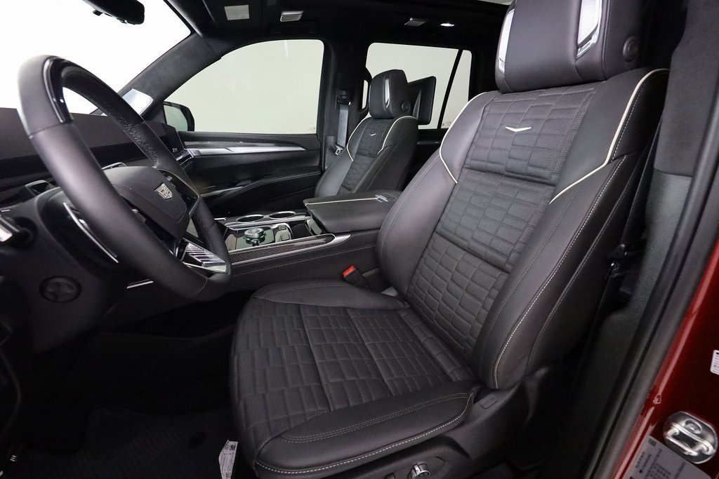 Used 2025 Cadillac Escalade V image 19