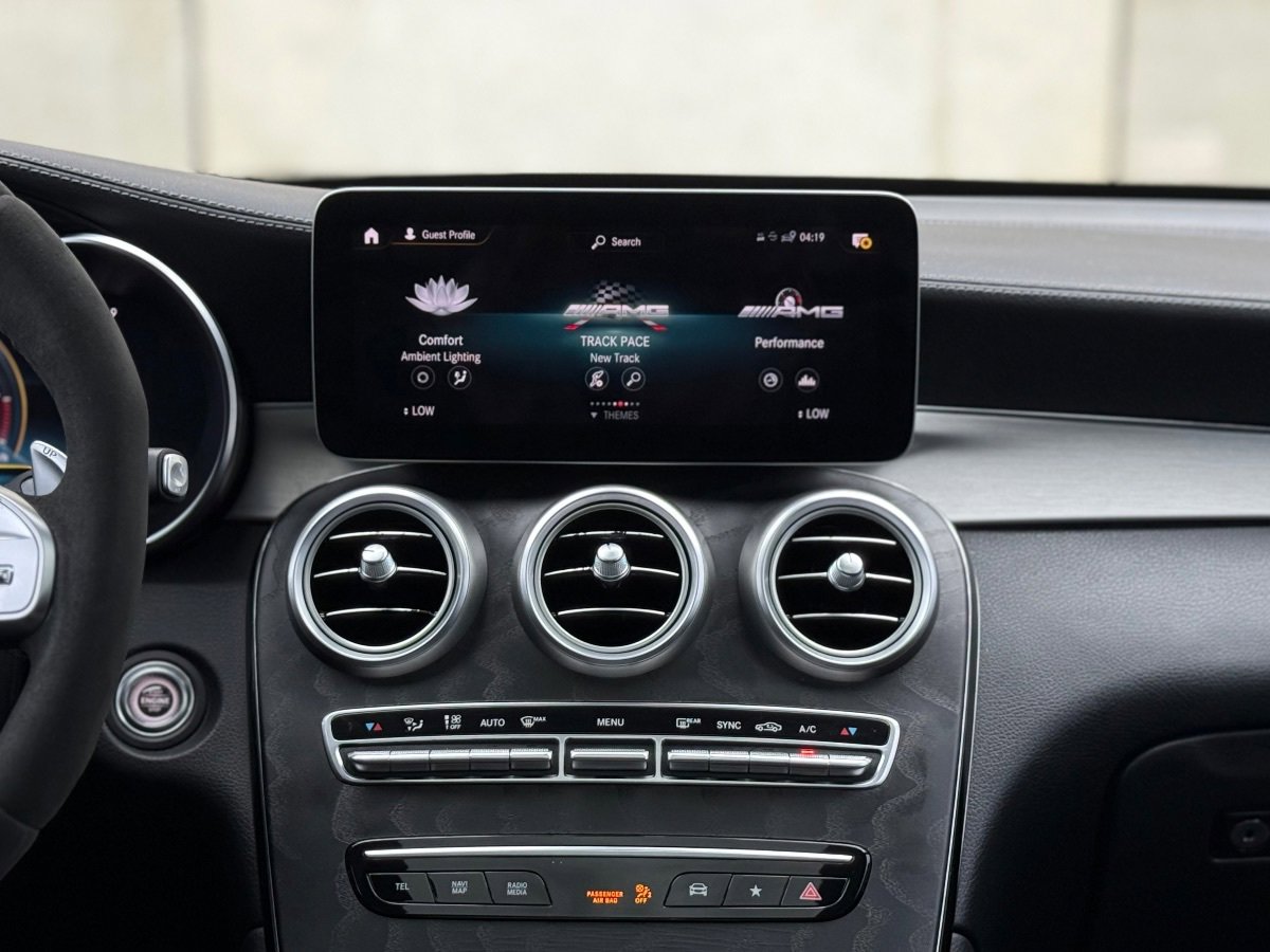 Used 2020 Mercedes-Benz GLC 63 AMG 4MATIC image 28