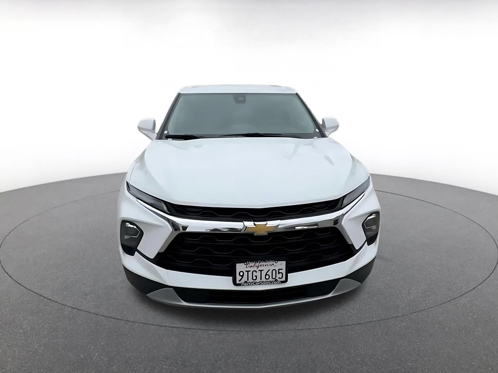 Used 2025 Chevrolet Blazer LT FWD image 4