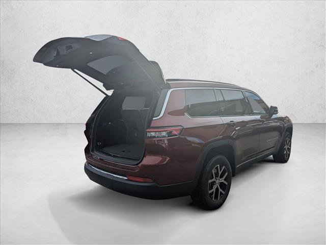 New 2025 Jeep Grand Cherokee L Limited image 2
