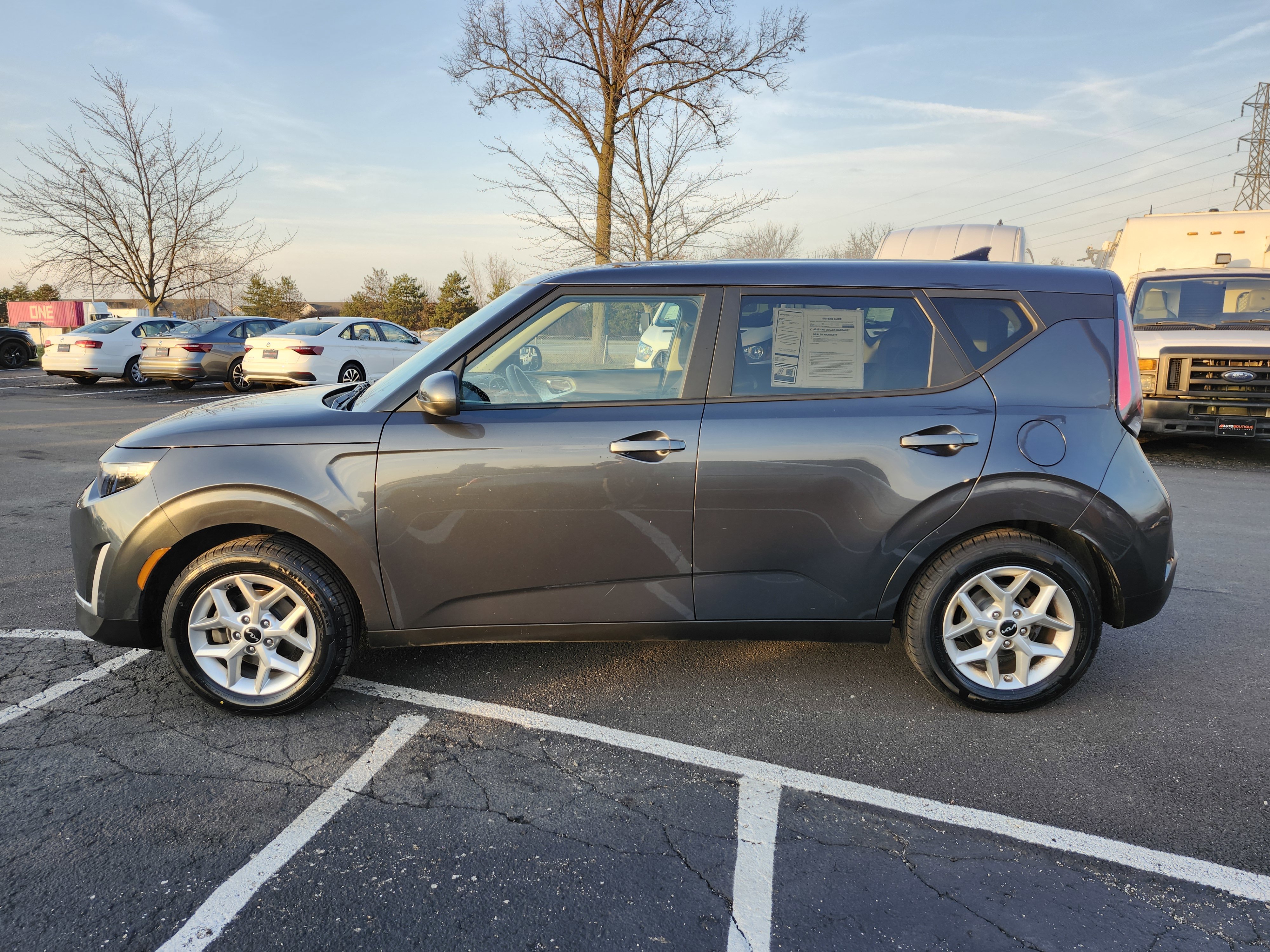 Used 2024 Kia Soul LX w/ Option Group 015 image 13