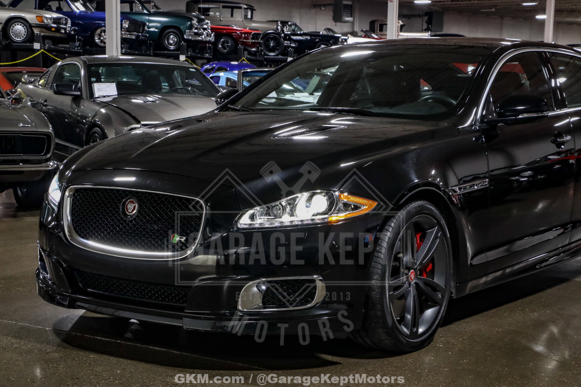 Used 2015 Jaguar XJ R LWB image 21