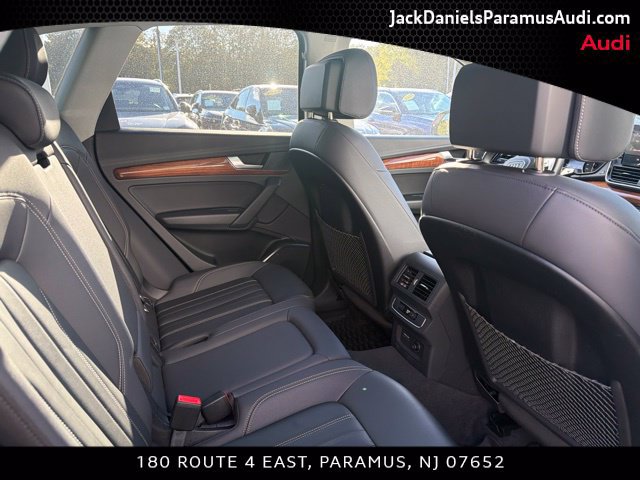 Certified 2023 Audi Q5 2.0T Premium w/ Convenience Package AWD/4WD image 17