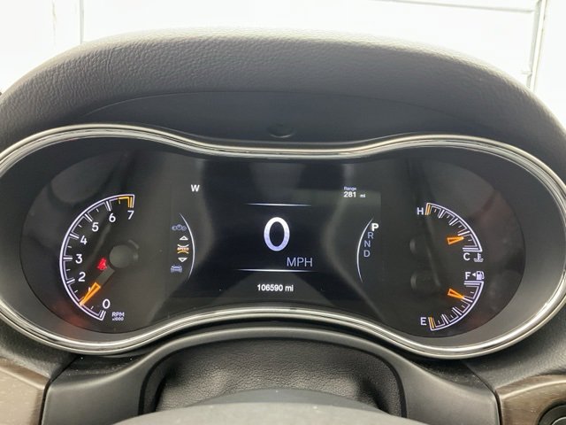 Used 2018 Jeep Grand Cherokee Limited image 10