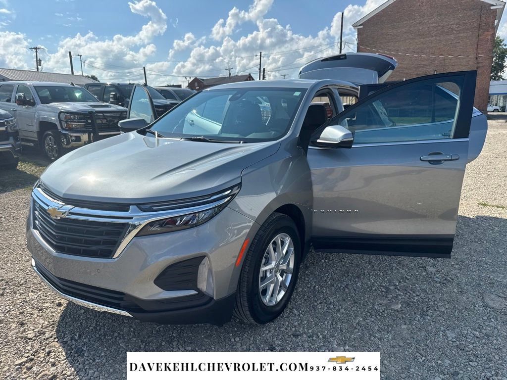 Used 2024 Chevrolet Equinox LT FWD image 30