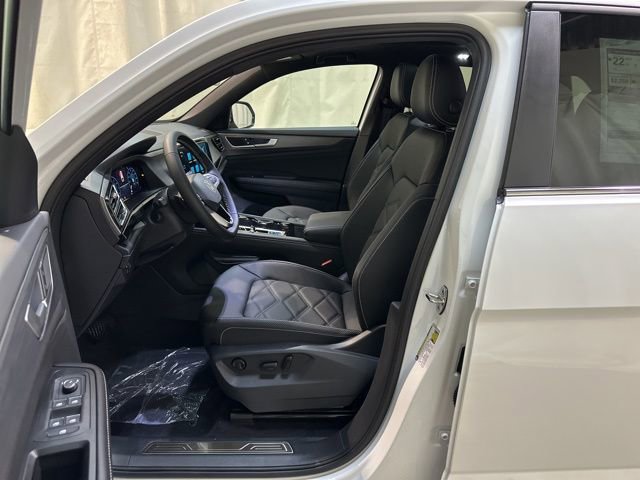 New 2026 Volkswagen Atlas Cross Sport SE image 13