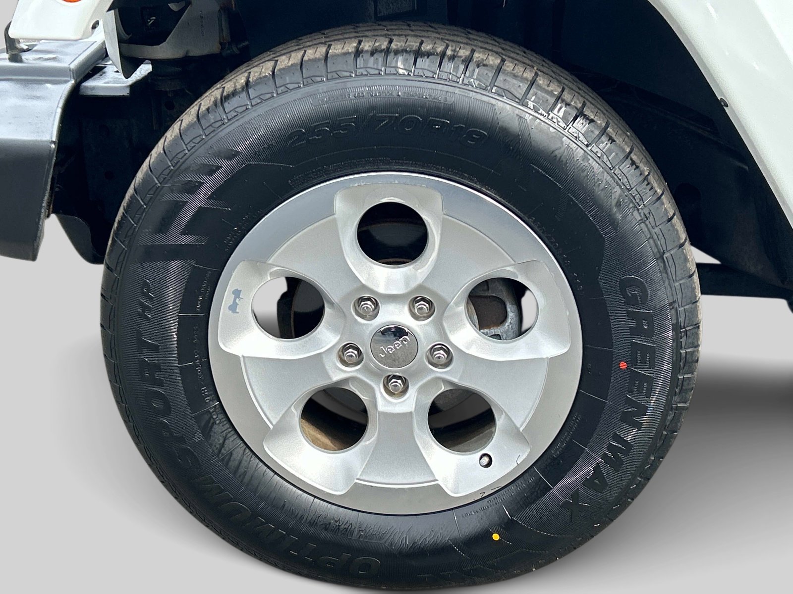 Used 2015 Jeep Wrangler Unlimited Sahara w/ Connectivity Group image 9