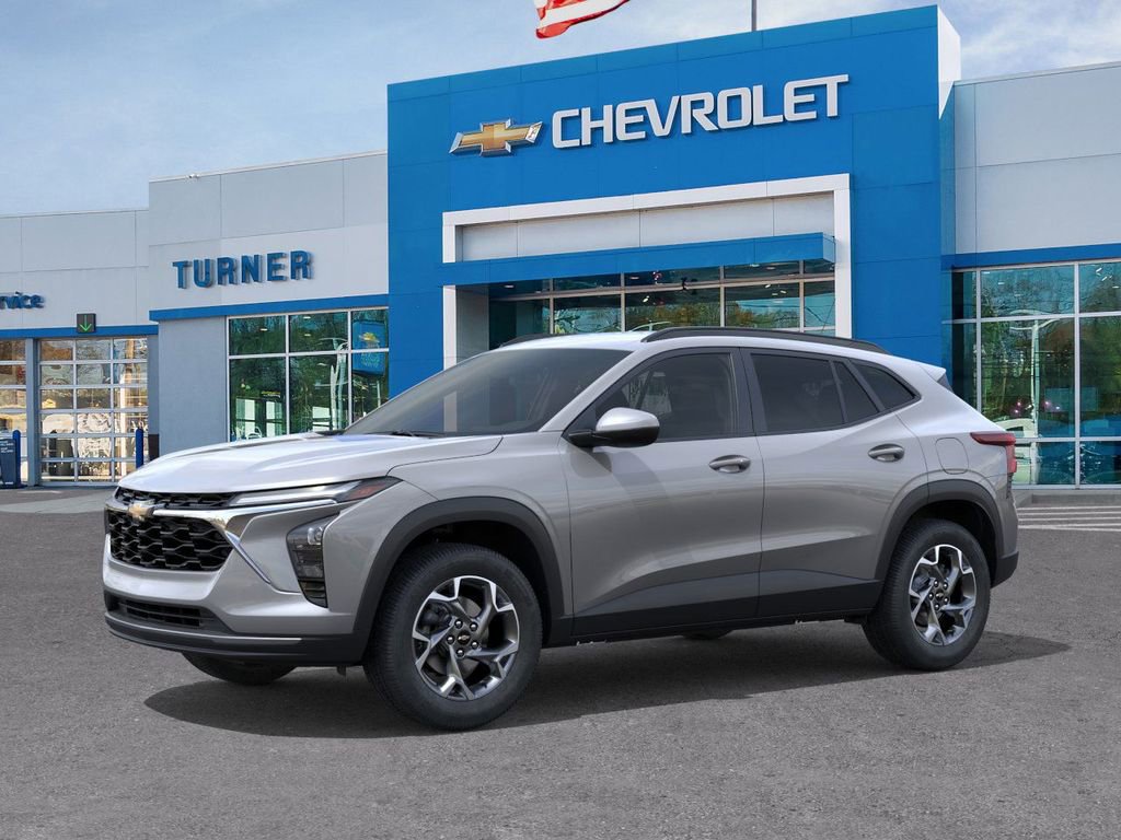 New 2026 Chevrolet Trax LT w/ Driver Confidence Package image 2