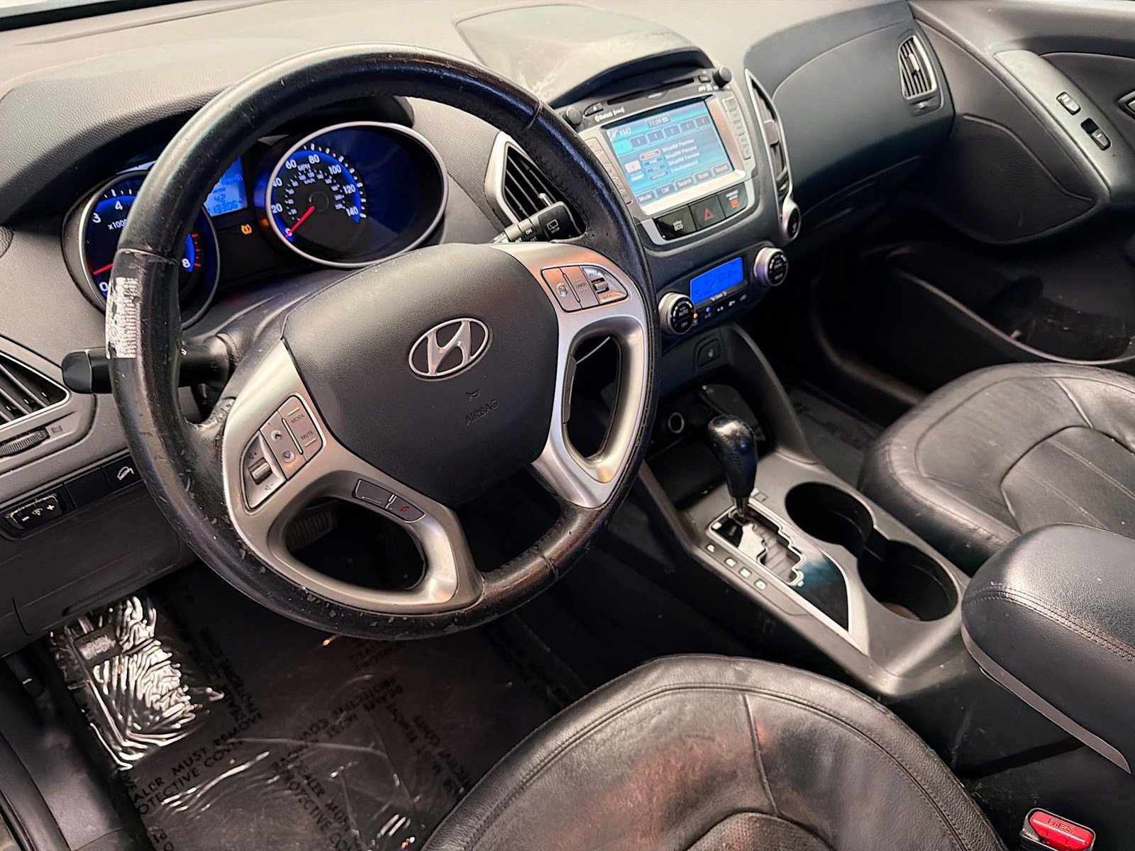 Used 2012 Hyundai Tucson Limited w/ Premium Pkg FWD image 7