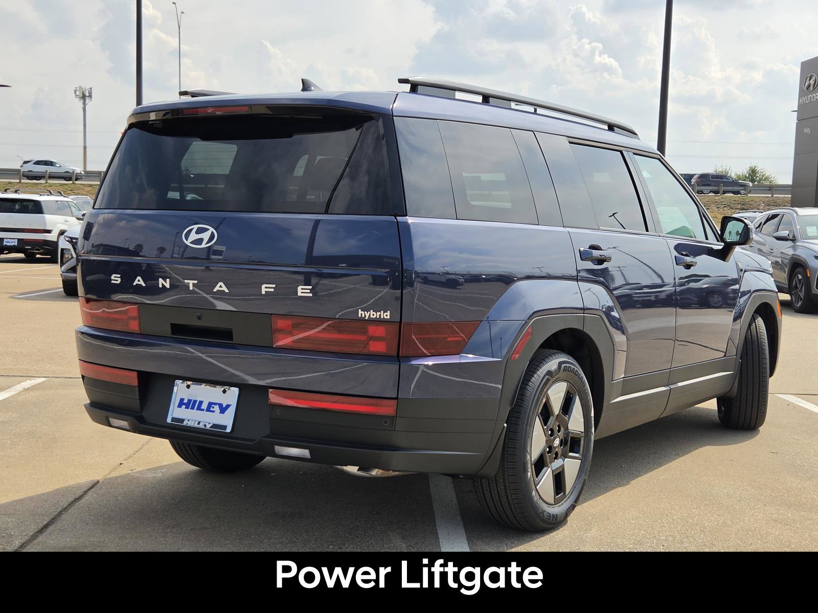 New 2027 Hyundai Santa Fe SEL FWD image 4