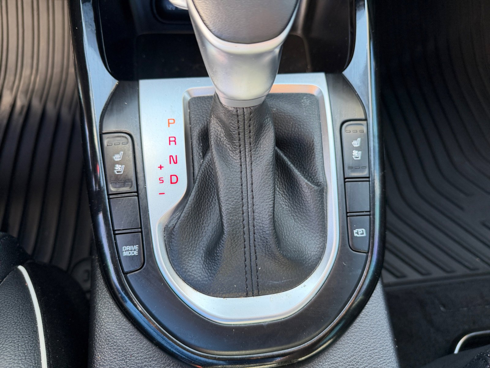 Used 2024 Kia Forte GT-Line w/ GT-Line Premium Package FWD image 26