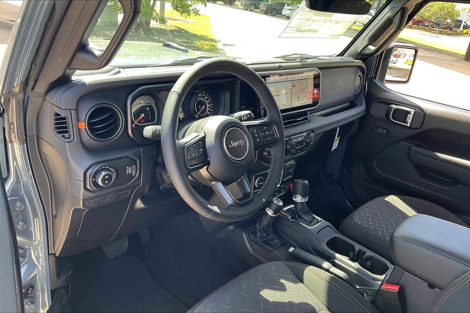 New 2025 Jeep Gladiator Mojave w/ Safety Group image 8