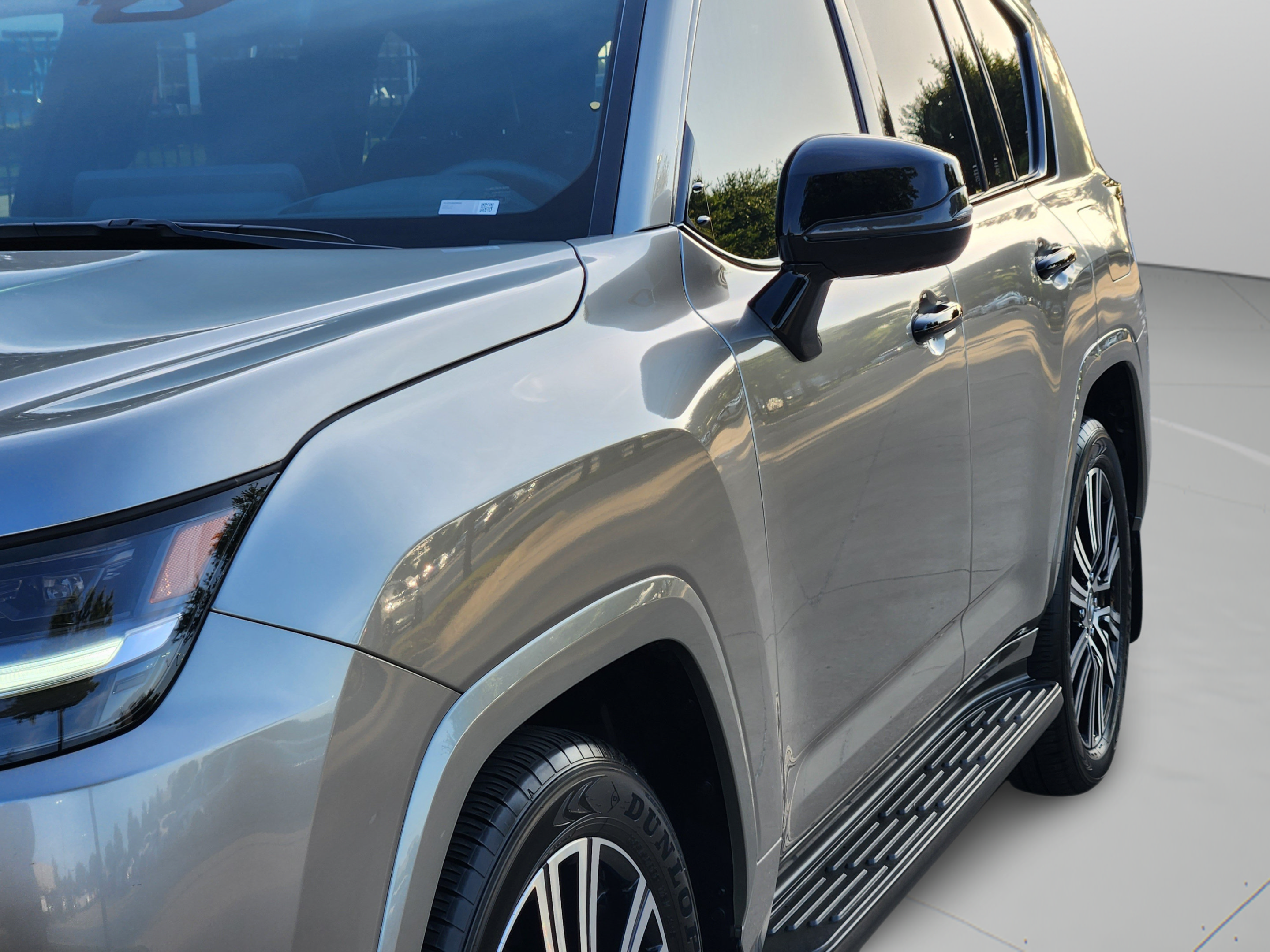 Certified 2025 Lexus LX 700h Luxury w/ Appearance Package AWD/4WD image 38
