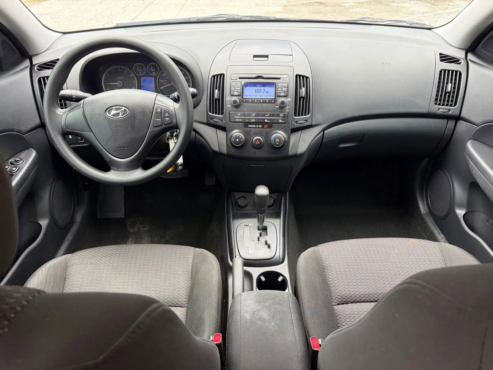 Used 2012 Hyundai Elantra GLS image 16