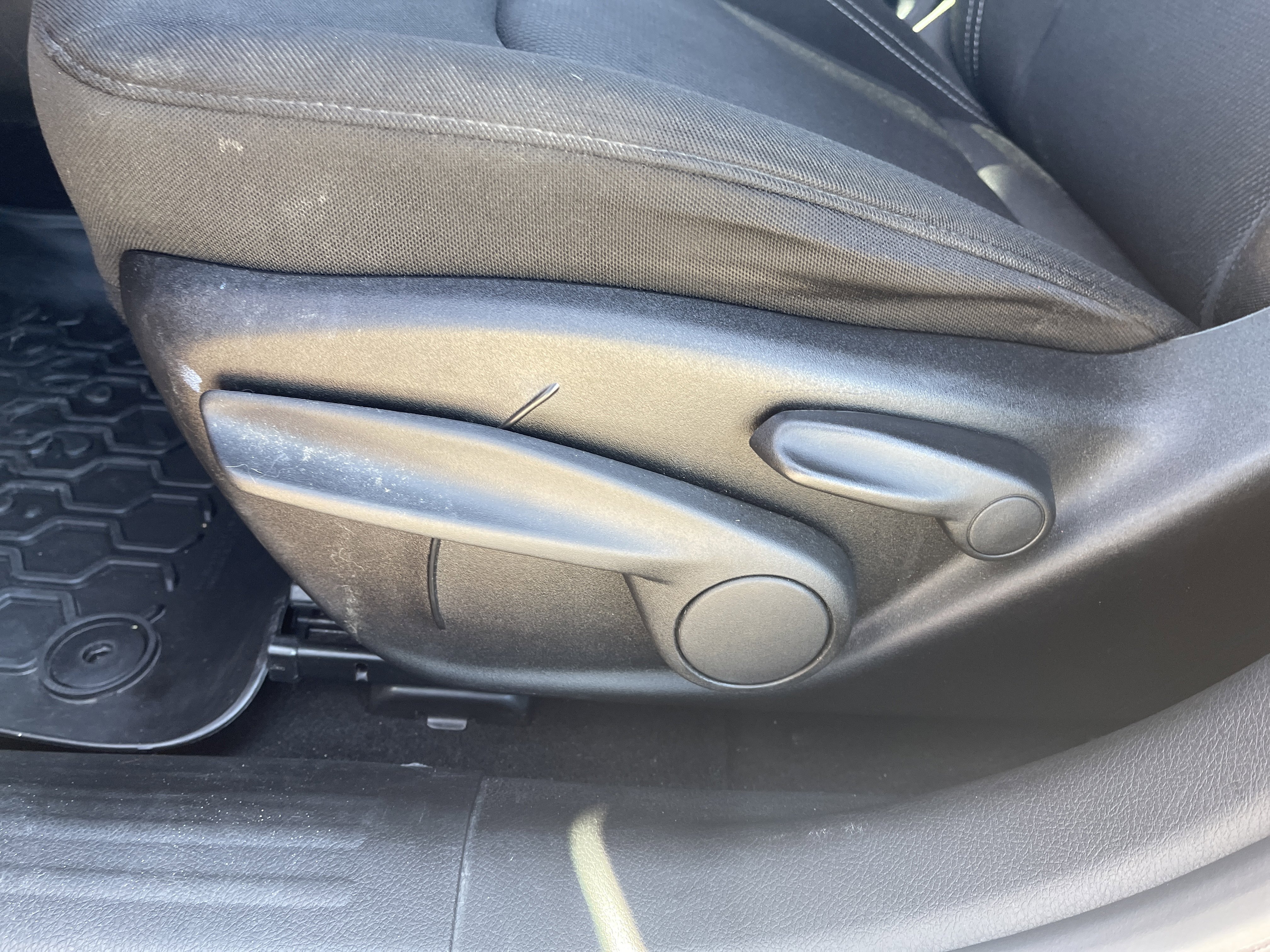 Used 2021 Jeep Renegade Sport image 37