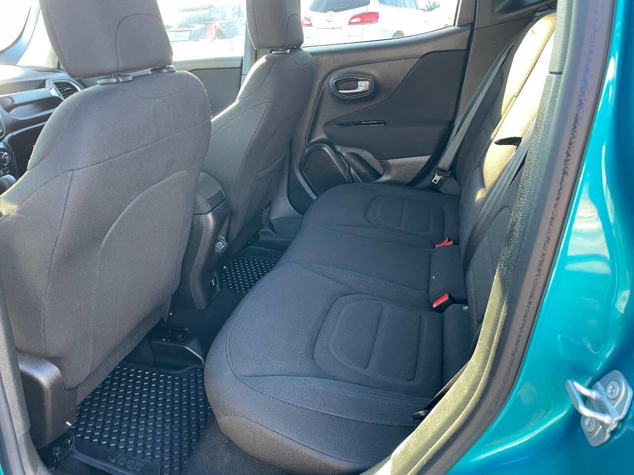 Used 2021 Jeep Renegade Latitude w/ Convenience Group image 9