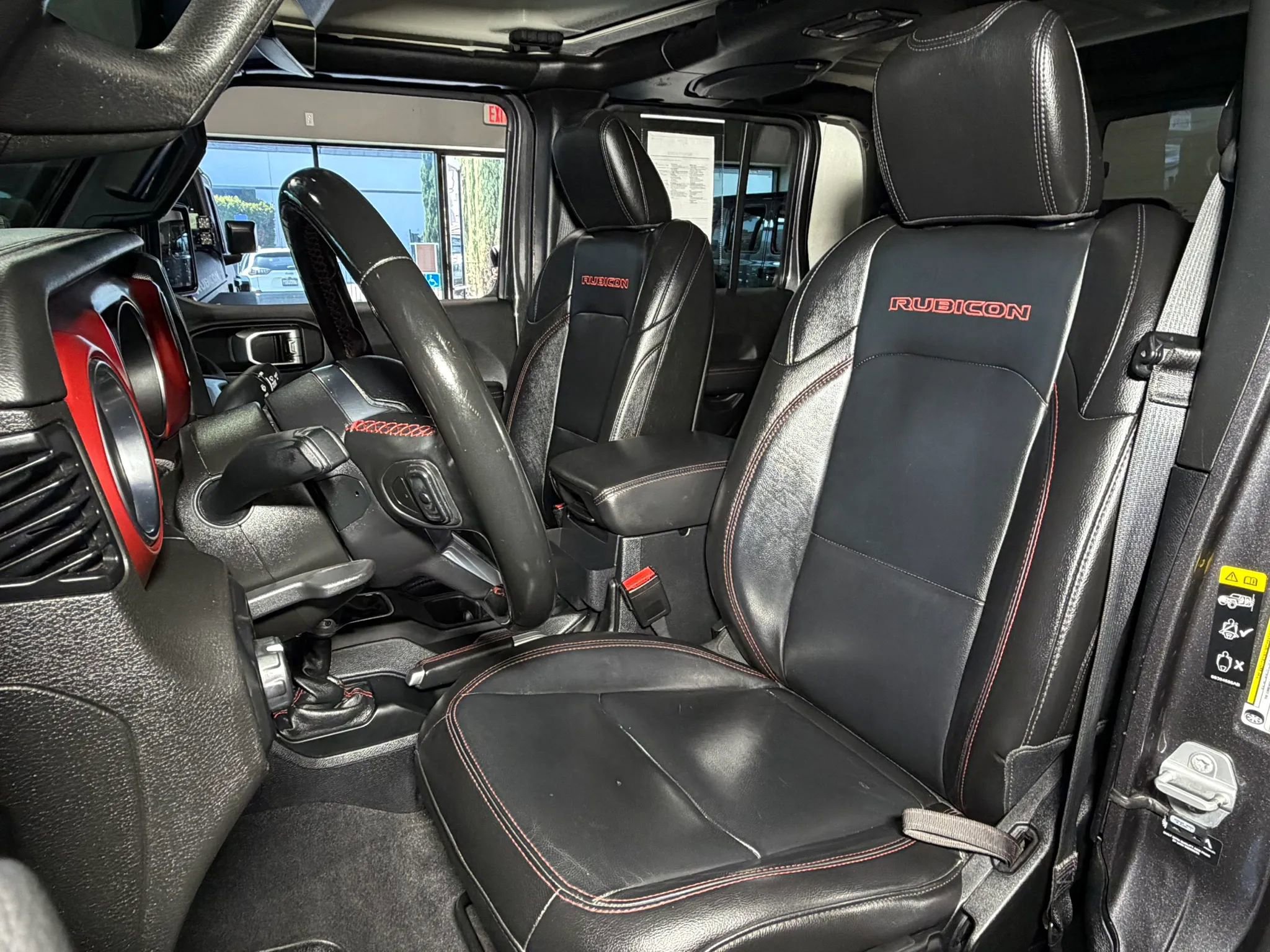 Used 2021 Jeep Gladiator Rubicon AWD/4WD image 19