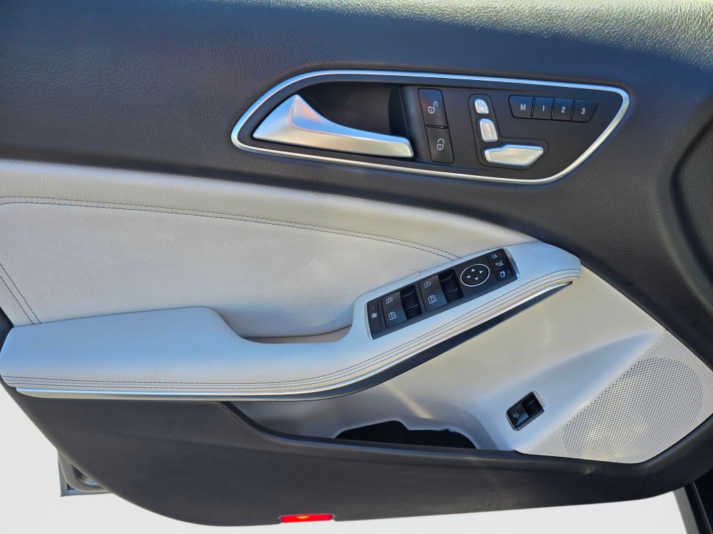 Used 2019 Mercedes-Benz GLA 250 image 34