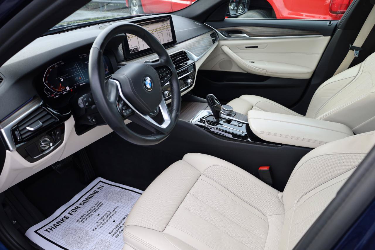 Used 2021 BMW 540i w/ Luxury Seating Package RWD image 7