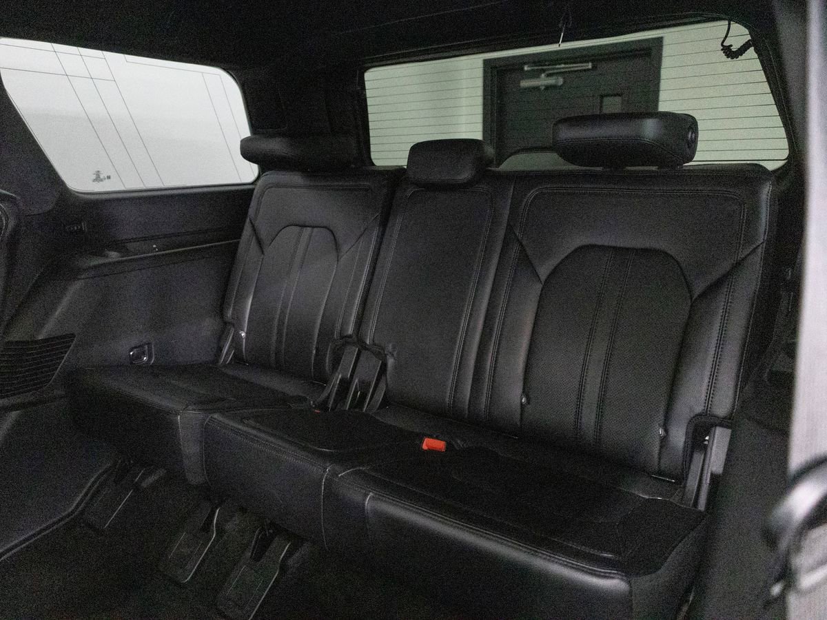 Used 2020 Ford Expedition Limited w/ Special Edition Package AWD/4WD image 26