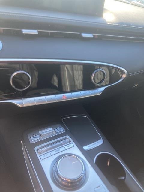 Used 2025 Genesis GV70 3.5T Sport w/ Sport Advanced Package image 15