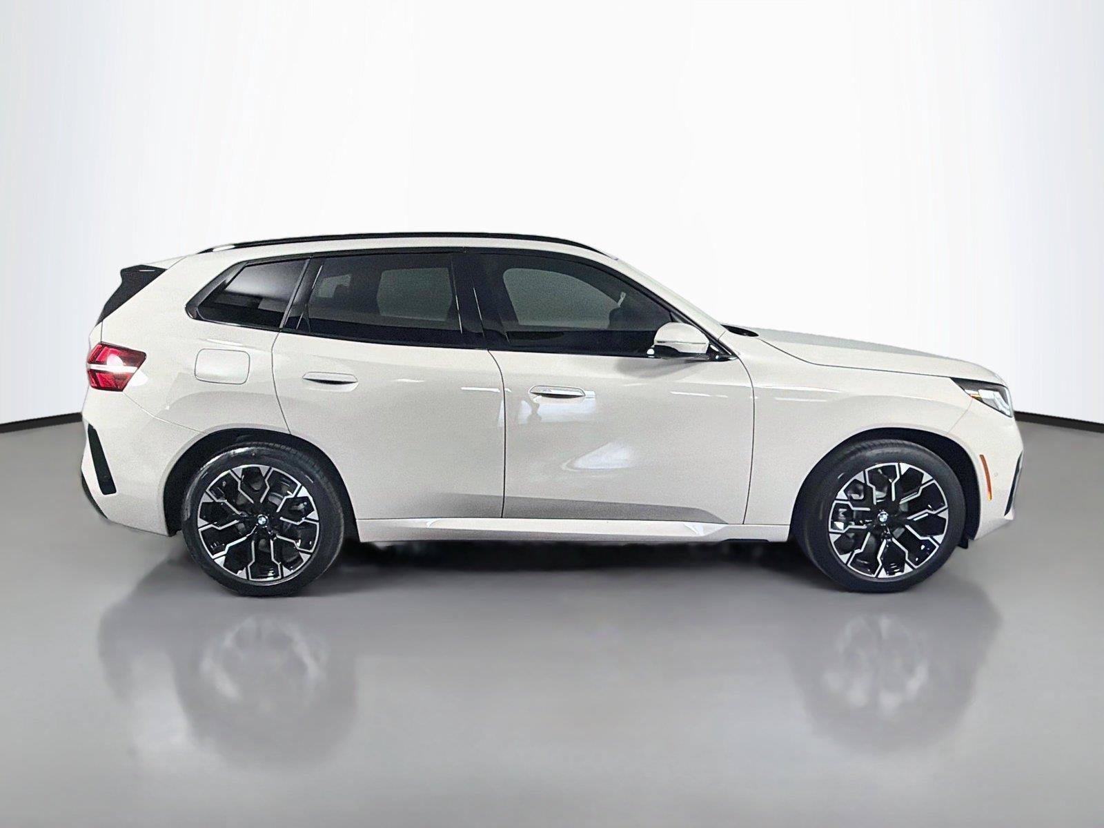 New 2026 BMW X3 xDrive30i AWD/4WD image 4