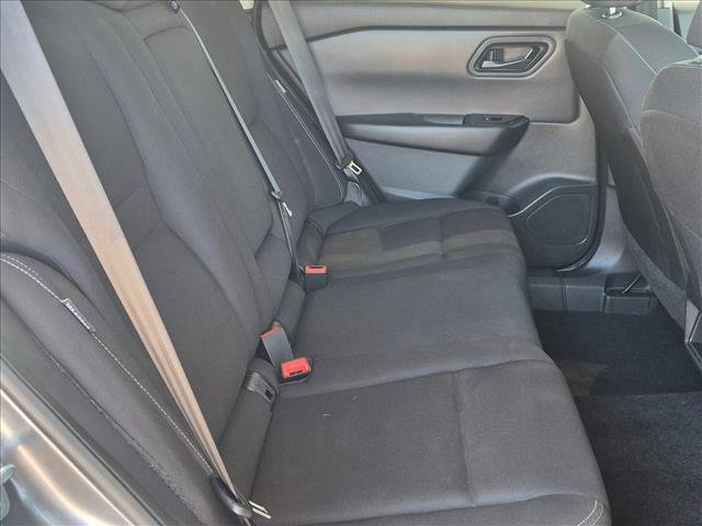 Used 2024 Nissan Rogue S AWD/4WD image 19