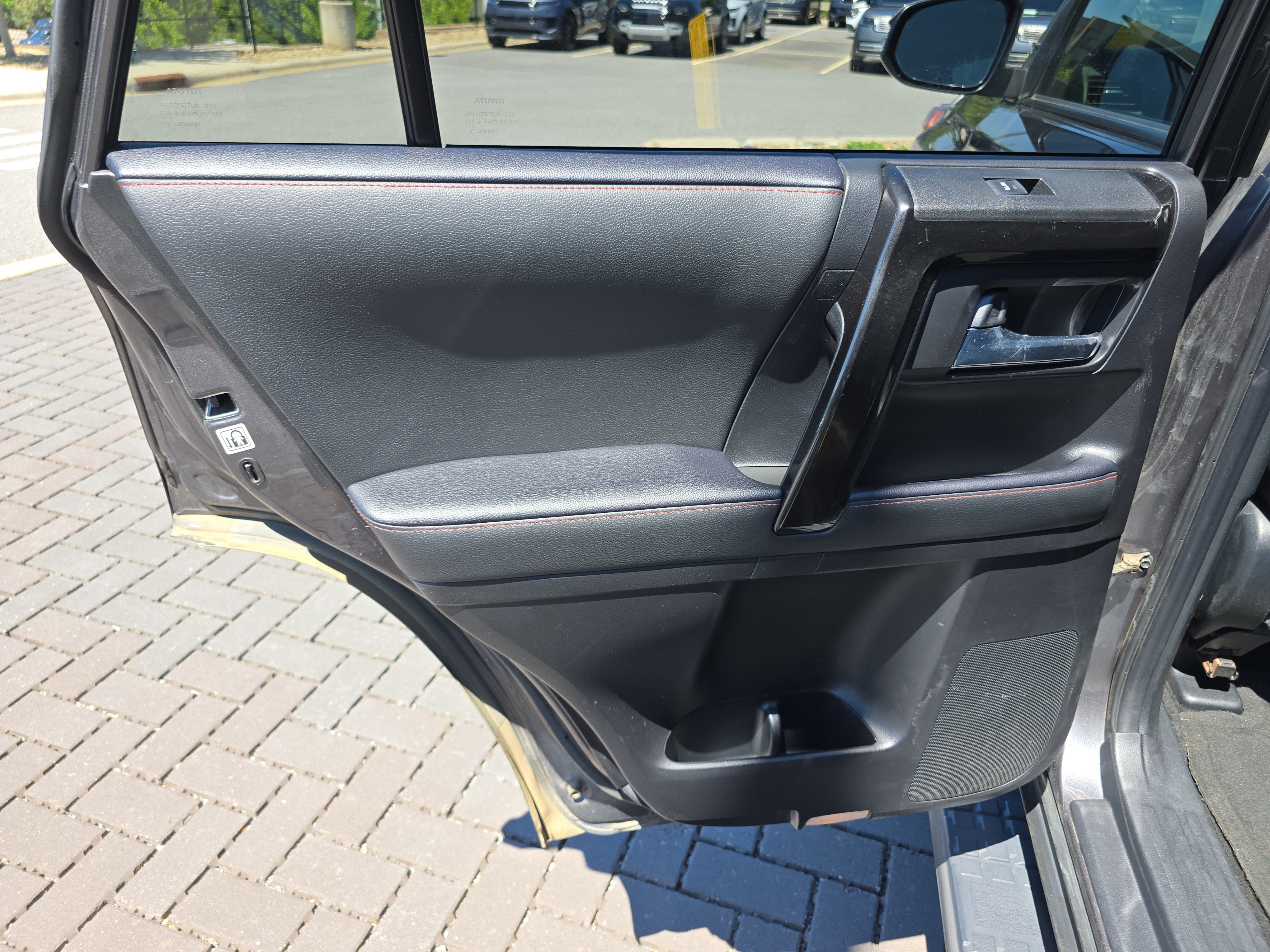 Used 2021 Toyota 4Runner TRD Off-Road Premium w/ Moonroof Package AWD/4WD image 13