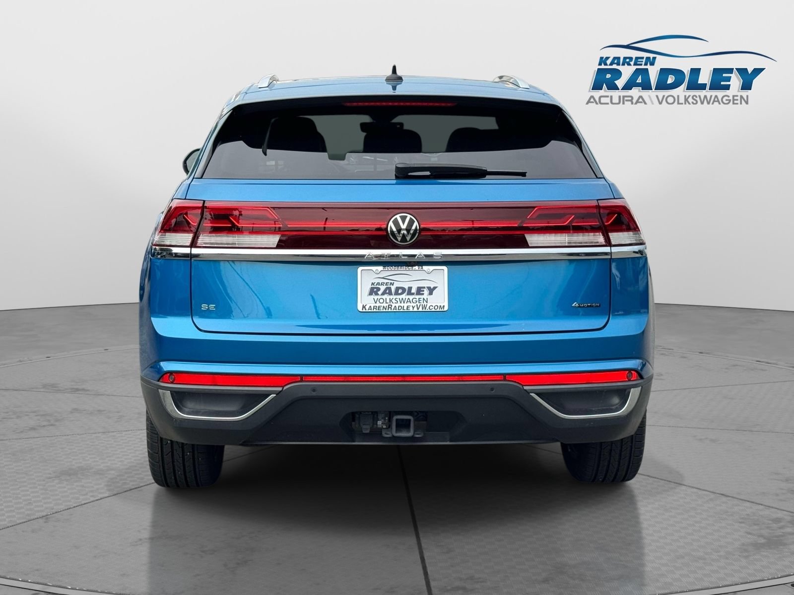 Certified 2024 Volkswagen Atlas Cross Sport SE w/ Panoramic Sunroof Package AWD/4WD image 3