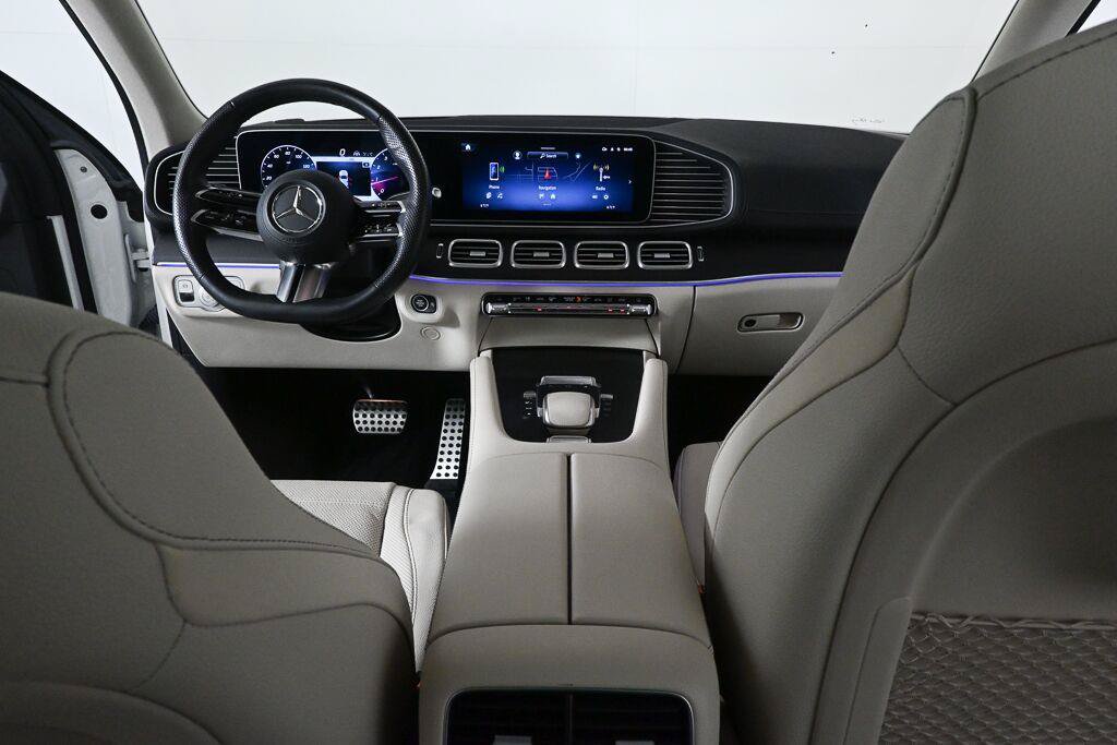 Certified 2024 Mercedes-Benz GLS 450 4MATIC image 17