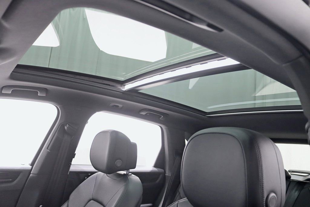 Used 2021 Porsche Cayenne S image 31