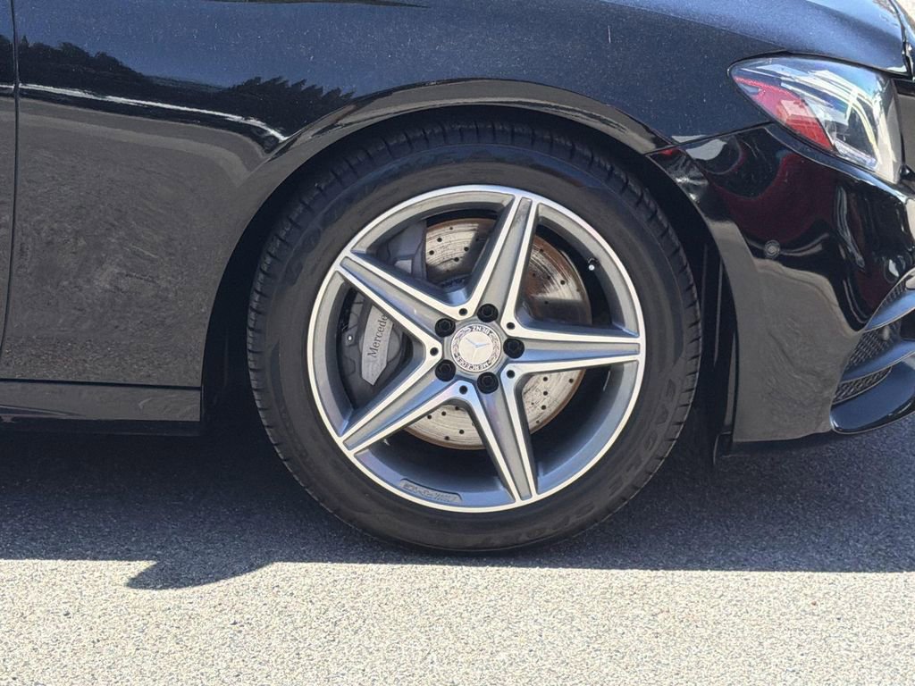 Used 2017 Mercedes-Benz E 300 image 34