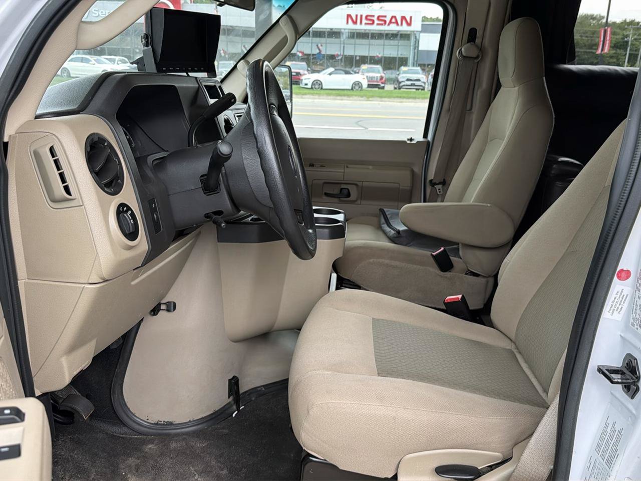 Used 2018 Ford E-350 and Econoline 350 Super Duty w/ Motorhome Prep Package RWD image 9