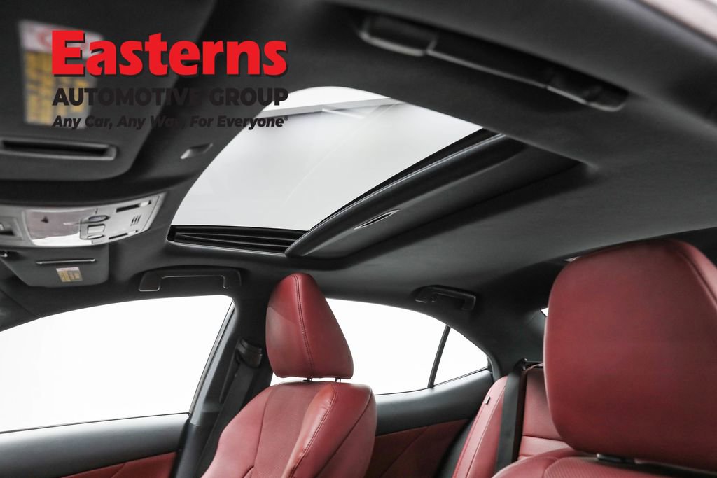 Used 2018 Lexus IS 300 F Sport w/ F Sport Package image 34