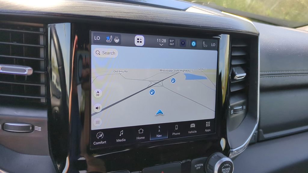 Used 2024 RAM 1500 Laramie image 18