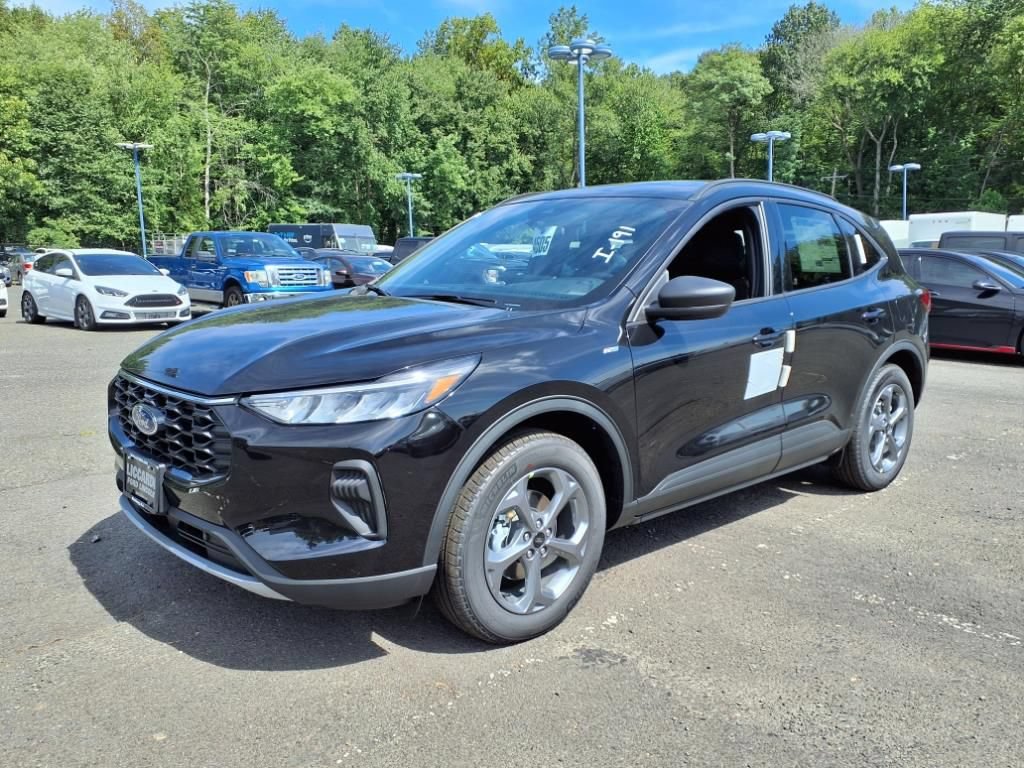 New 2025 Ford Escape ST-Line w/ Tech Pack #1 AWD/4WD image 5