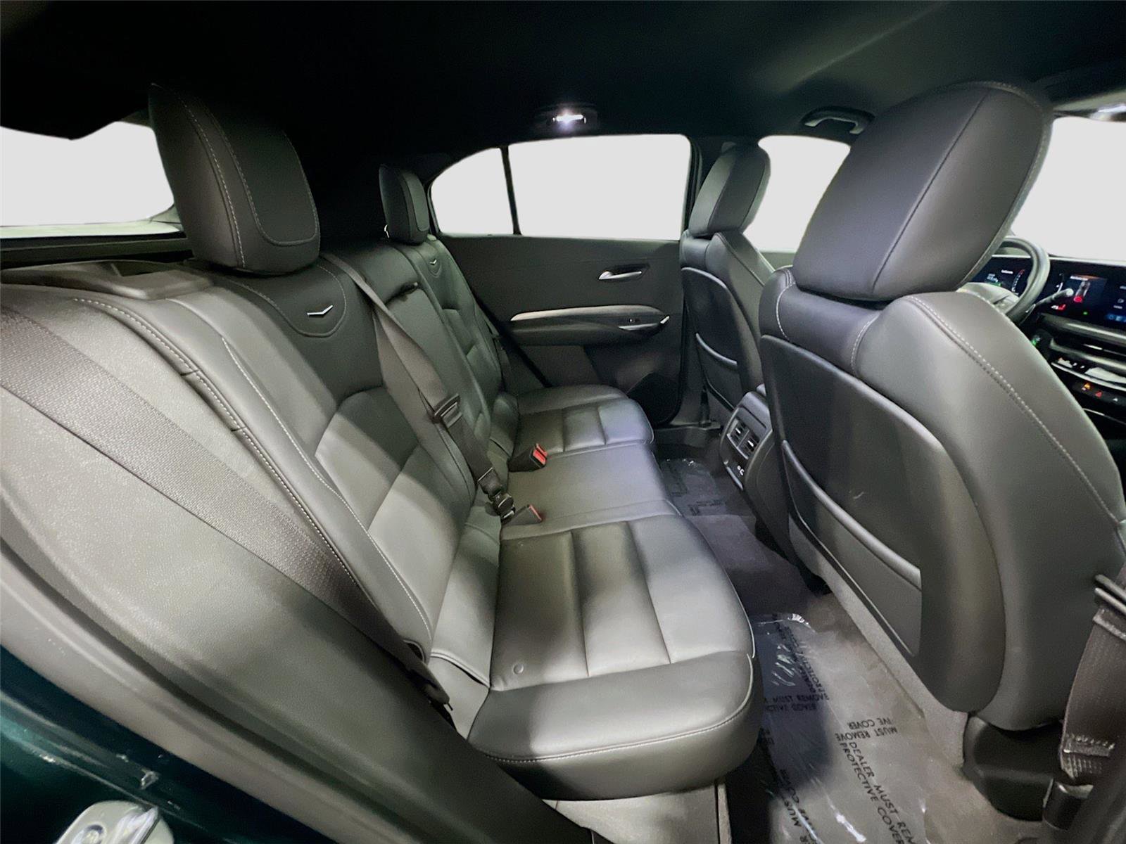 Used 2025 Cadillac XT4 Premium Luxury image 26