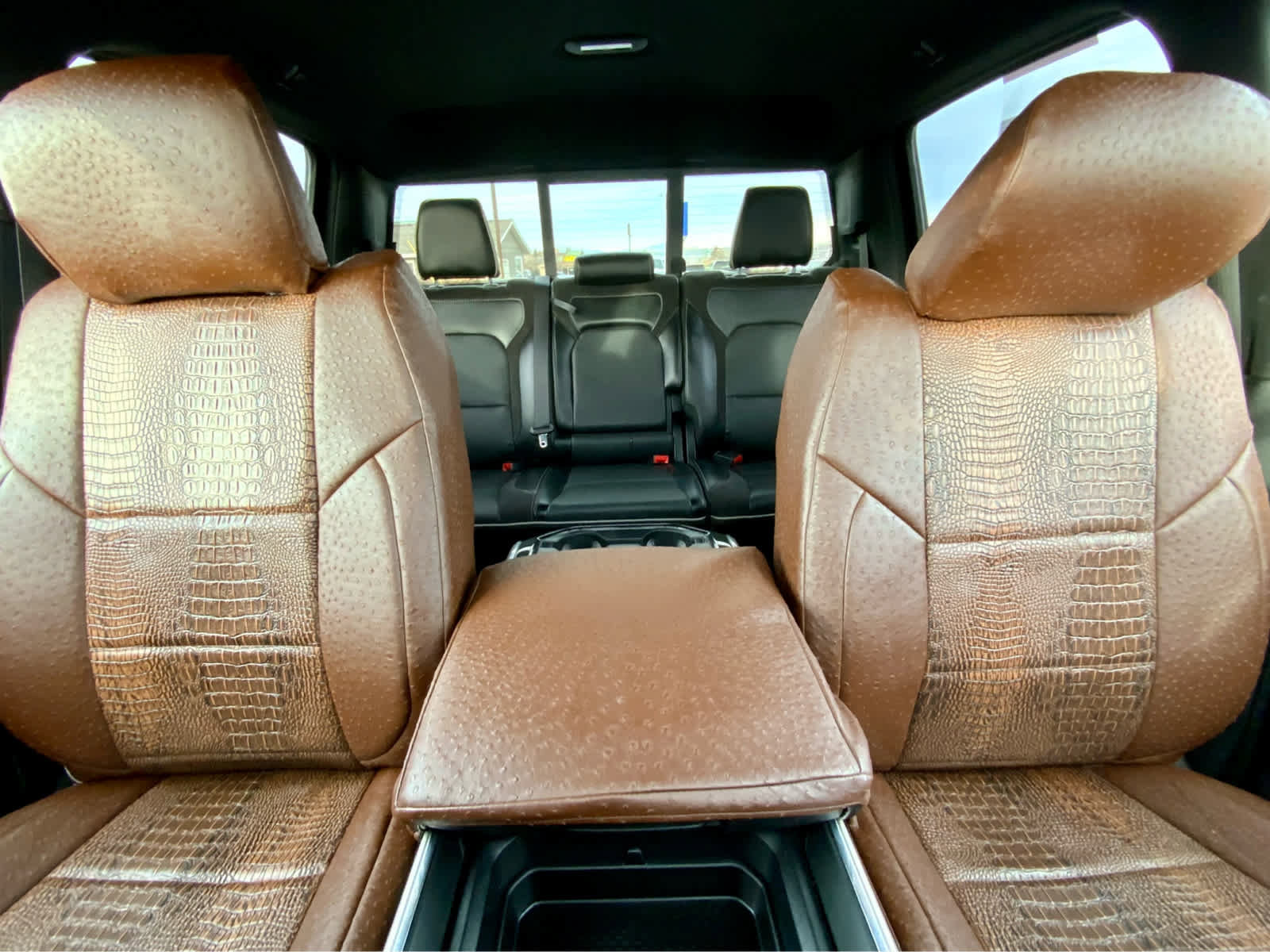 Used 2019 RAM 1500 Laramie image 32