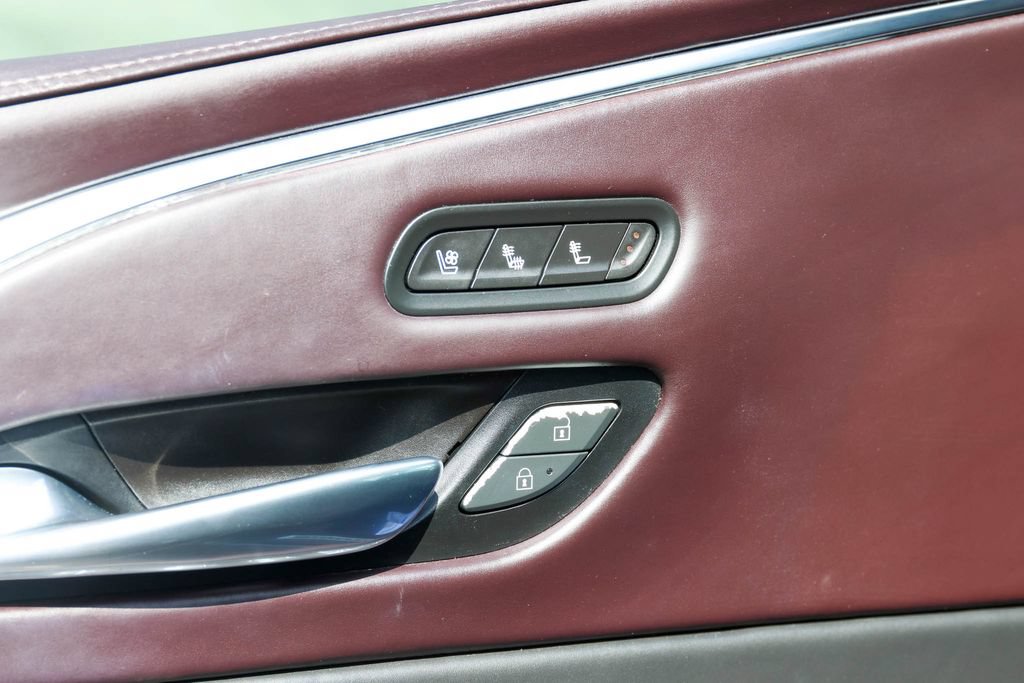 Used 2021 Cadillac Escalade ESV Premium Luxury Platinum AWD/4WD image 5