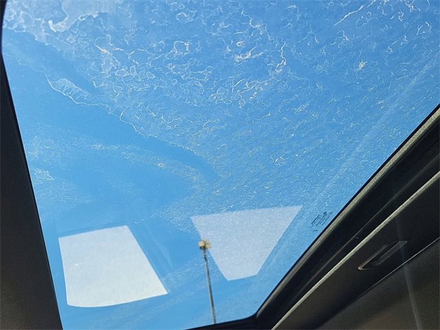 New 2025 Jeep Grand Cherokee L Laredo image 16