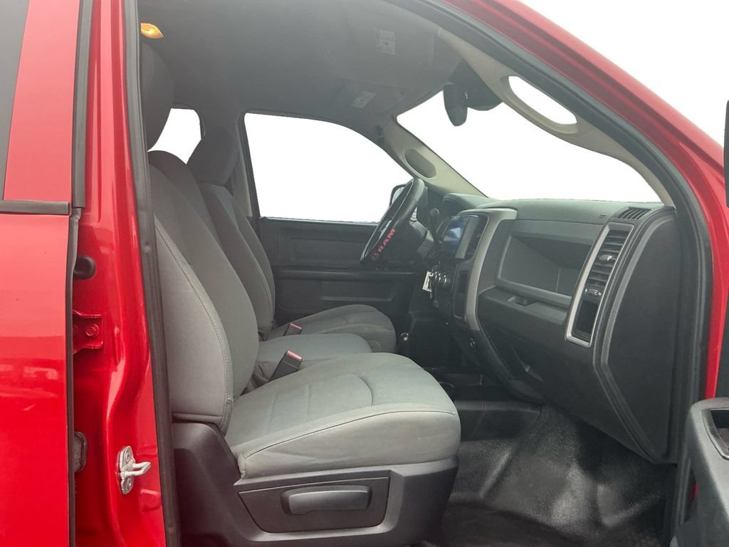 Used 2014 RAM 3500 Tradesman w/ Chrome Appearance Group AWD/4WD image 22