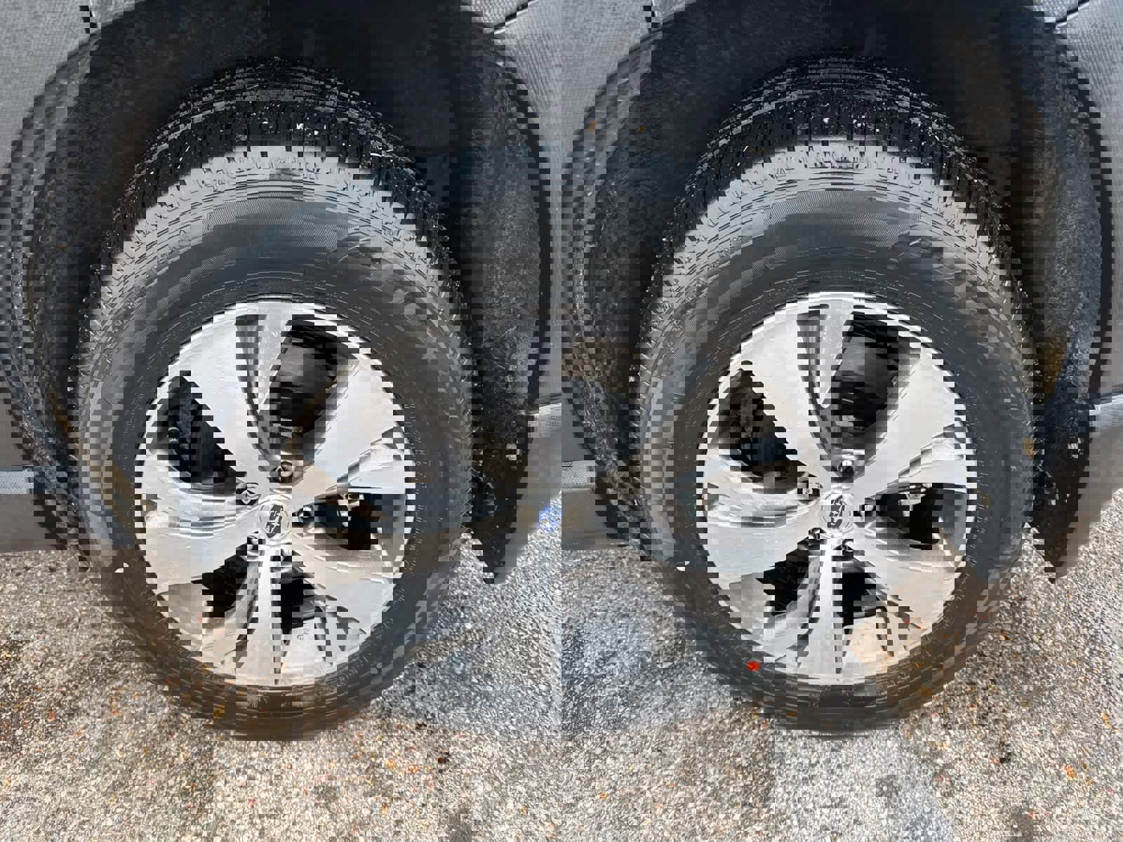 Certified 2025 Subaru Ascent Premium w/ Premium Package image 7