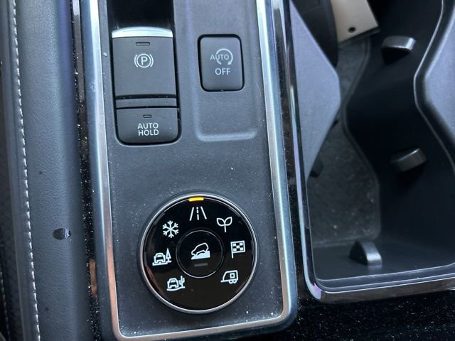 Used 2024 Nissan Pathfinder SL image 23