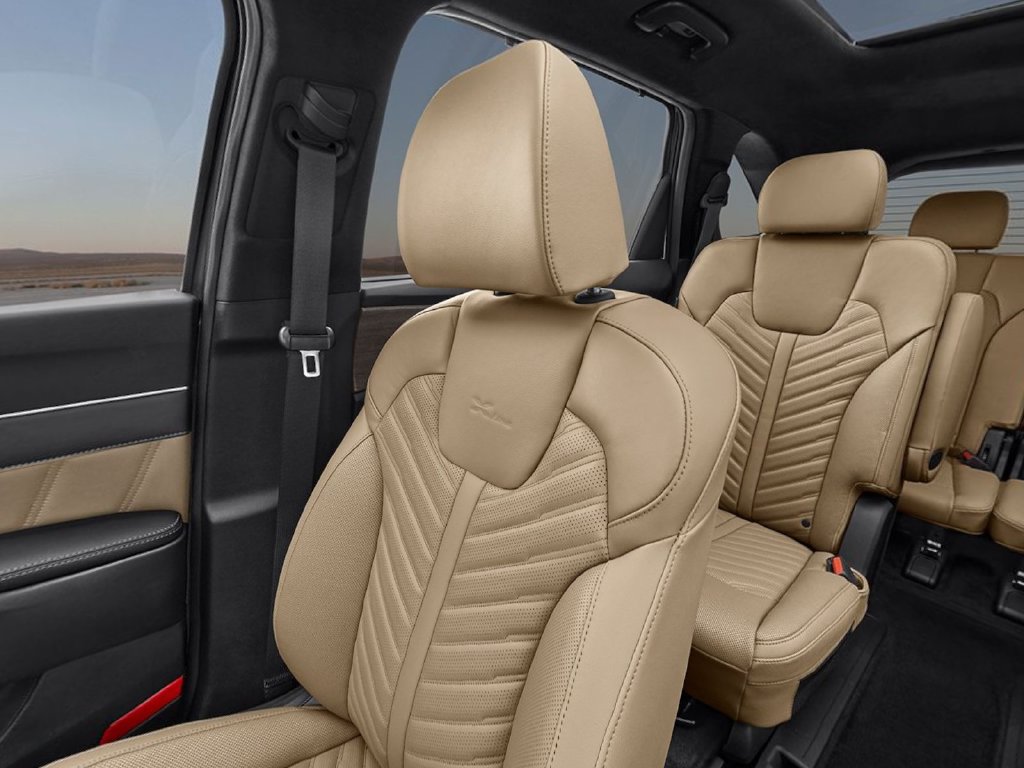 New 2026 Kia Sorento SX Prestige AWD/4WD image 16
