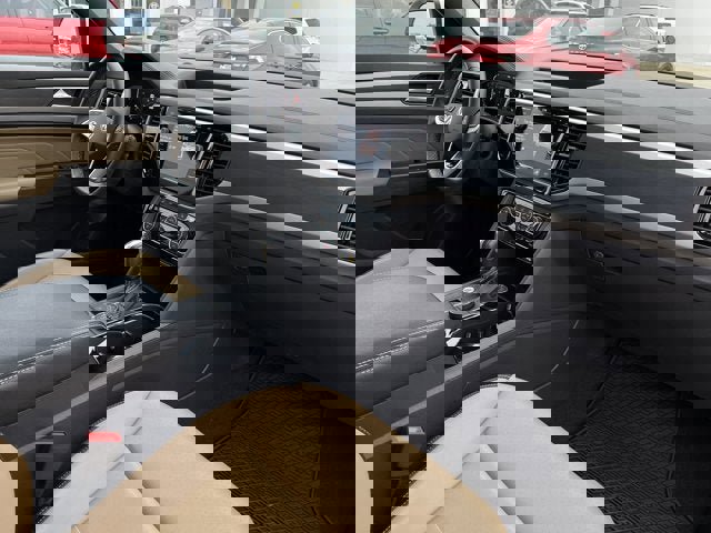 Used 2022 Volkswagen Atlas Cross Sport SE w/ Panoramic Sunroof Package image 21