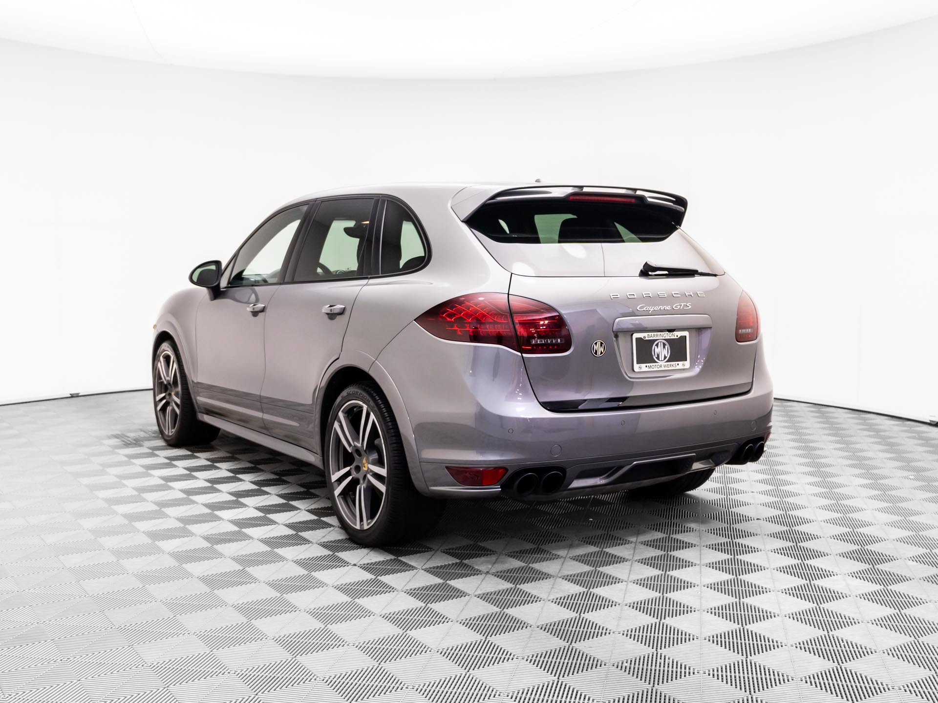 Used 2014 Porsche Cayenne GTS AWD/4WD image 3