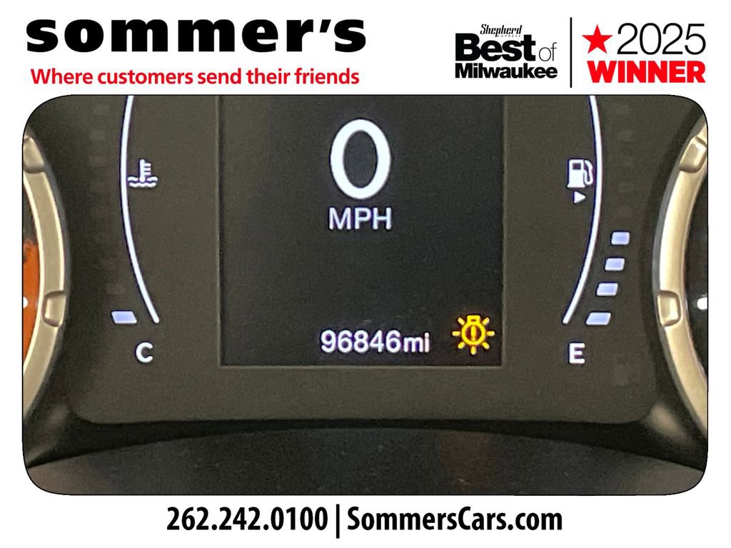 Used 2017 Jeep Renegade Latitude w/ Popular Equipment Group image 14