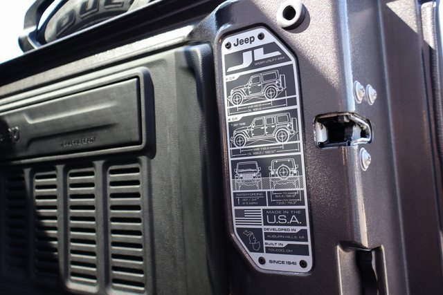 New 2025 Jeep Wrangler Sahara image 41