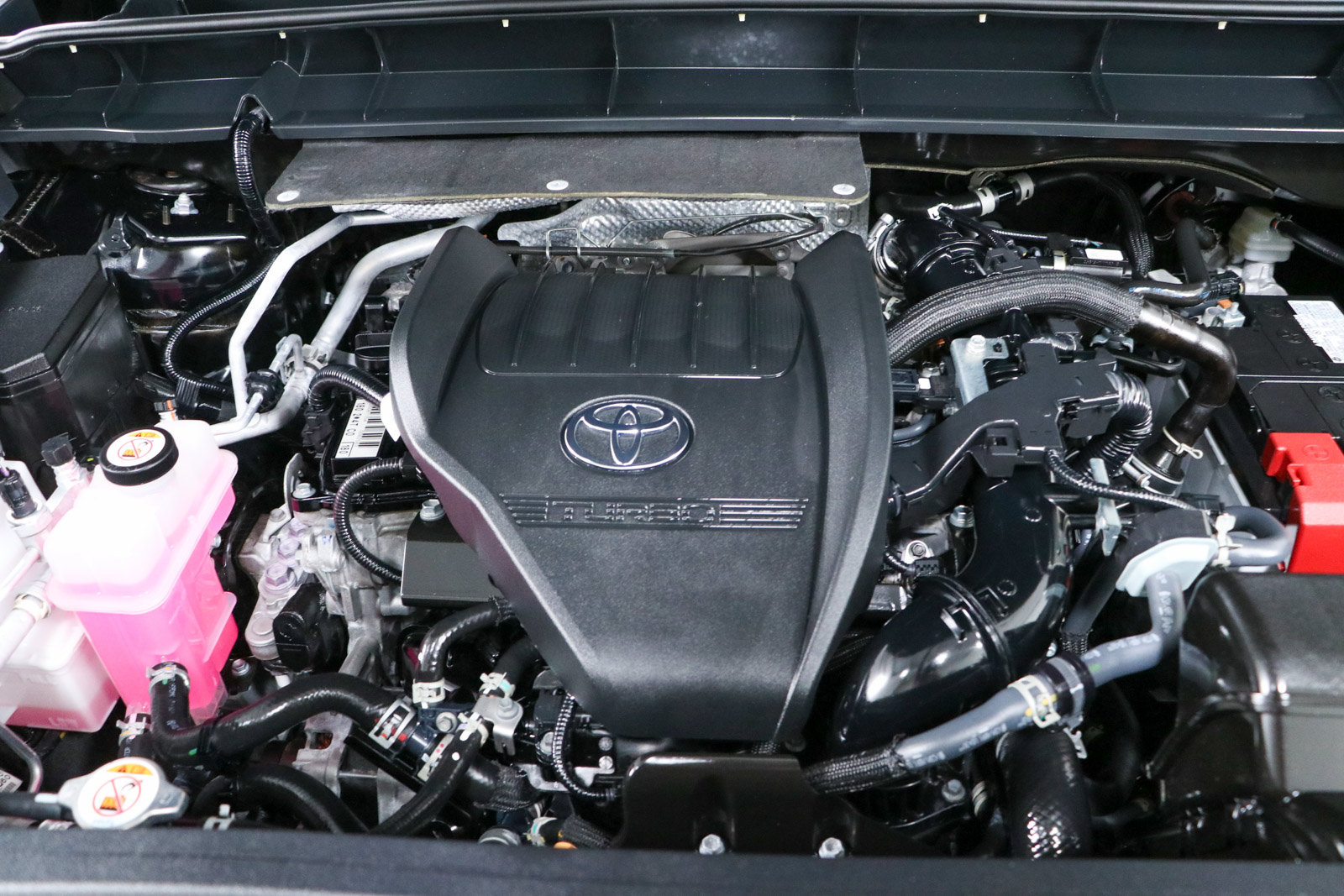 Used 2024 Toyota Highlander XLE FWD image 33